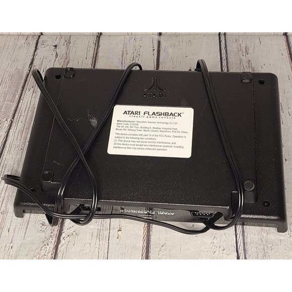 Atari Flashback 8 Classic Game Console W/ AC Adapters, UNTESTED - Picture 3 of 3